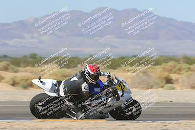 media/Oct-07-2023-CVMA (Sat) [[f84d08e330]]/Race 5 Amatuer Formula Middleweight/